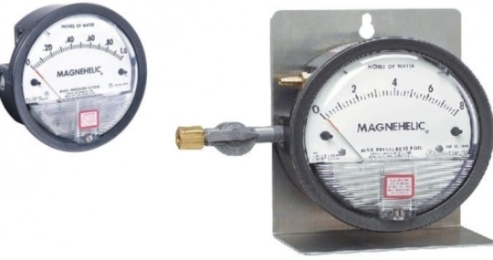 Bộ đo áp suất 2000-60PA của Dwyer – Ứng dụng và lợi ích trong công nghiệp