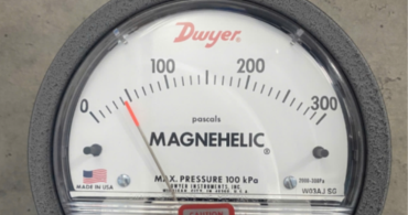 Dwyer 2000-300PA Pressure Gauge – Precision Measurement Solution