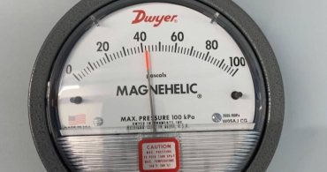 Dwyer 2000-750PA Pressure Gauge – A Precise Solution for Differential Pressure Measurement